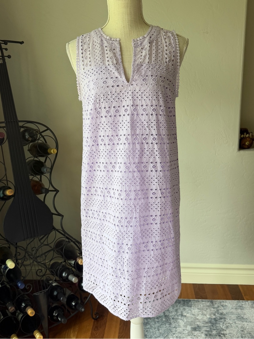 LOFT Women's Sleeveless Light Lavender Eyelet Trim Midi Dress Size 4